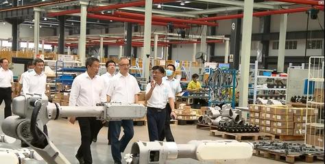 模式创新驱动技术产品双升级，王清宪省长调研埃夫特为中小企业服务指明方向